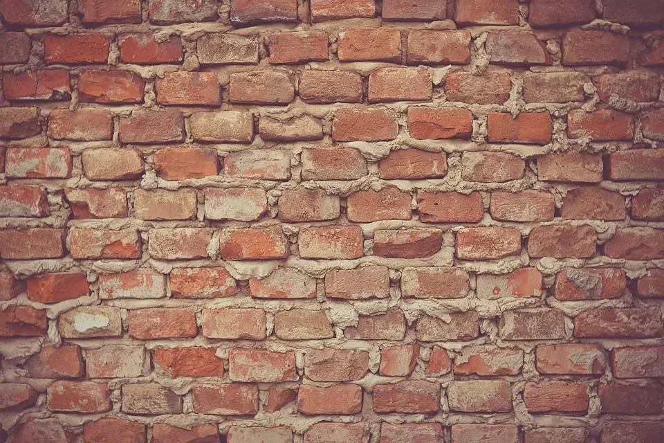 Spalling brick arrested
